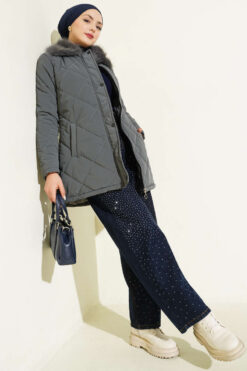 Alternative view of Fur-Collared Quilted Short Jacket Smoke