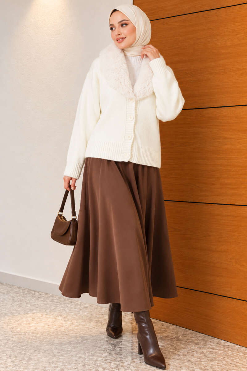 Fuzzy Collar Buttoned Knitted Cardigan Ecru – Image 2