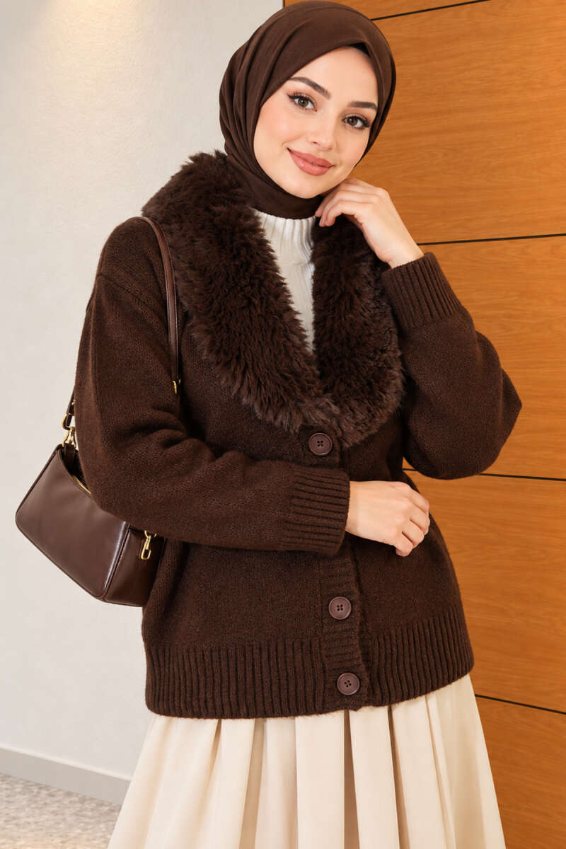 Fuzzy Collar Buttoned Knitted Cardigan Brown