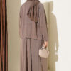 Button-Details Hem French Terry Two-Piece Set Mink - الصورة 3
