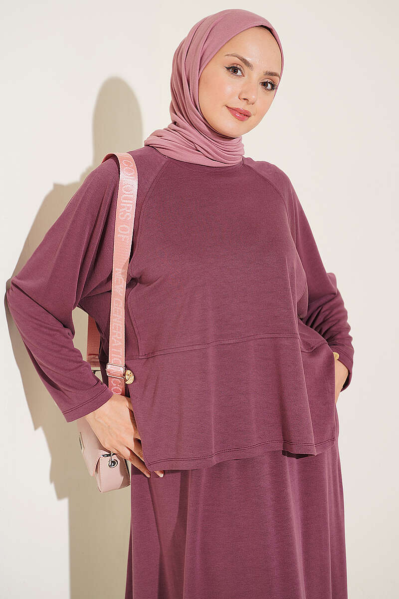 Button-Details Hem French Terry Two-Piece Set Plum - الصورة 2