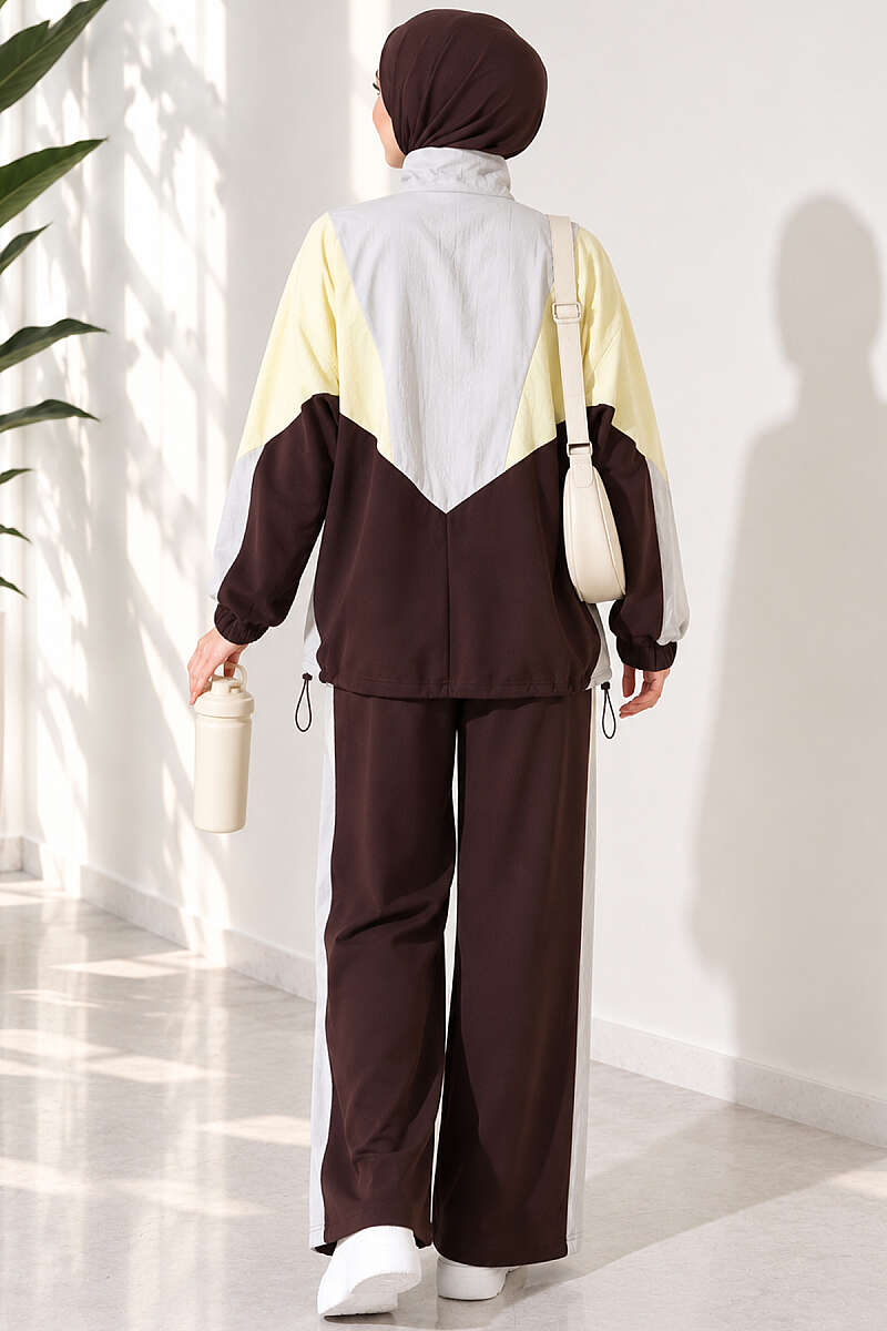 Striped Side Detail Embroidered Two-Piece Set Brown - الصورة 4