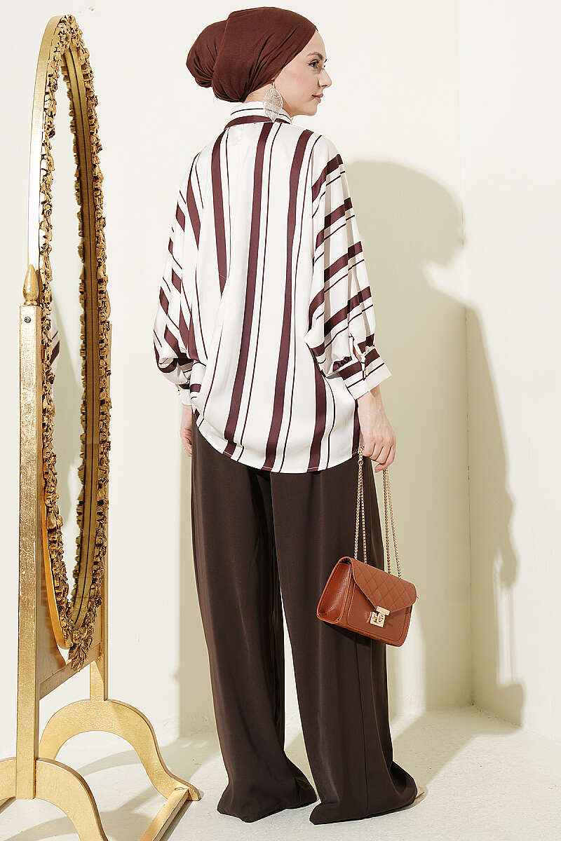 Asymmetrical Striped Satin Shirt with Batwing Sleeves Coffee Brown - Imagen 3