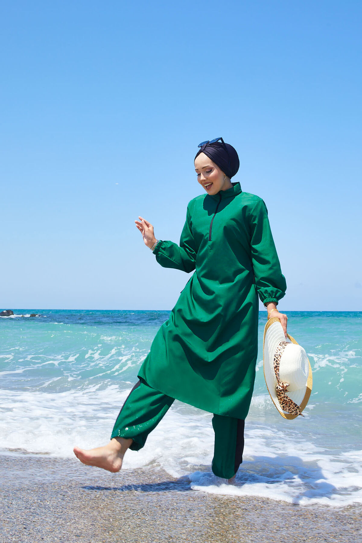 Half-Zip Adjustable Waist Modest Swimsuit Emerald – Bild 3