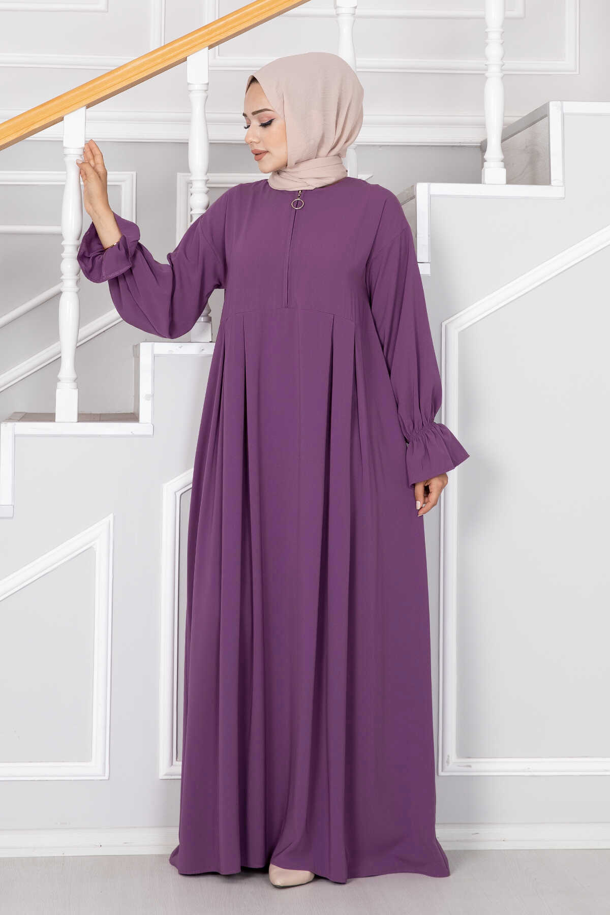 Half-zip Islamic modest dress Purple – Image 3