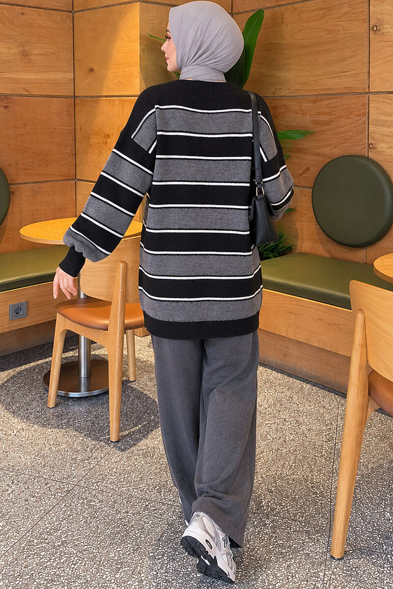 Horizontal Striped Ribbed Knit Tunic Black - الصورة 3