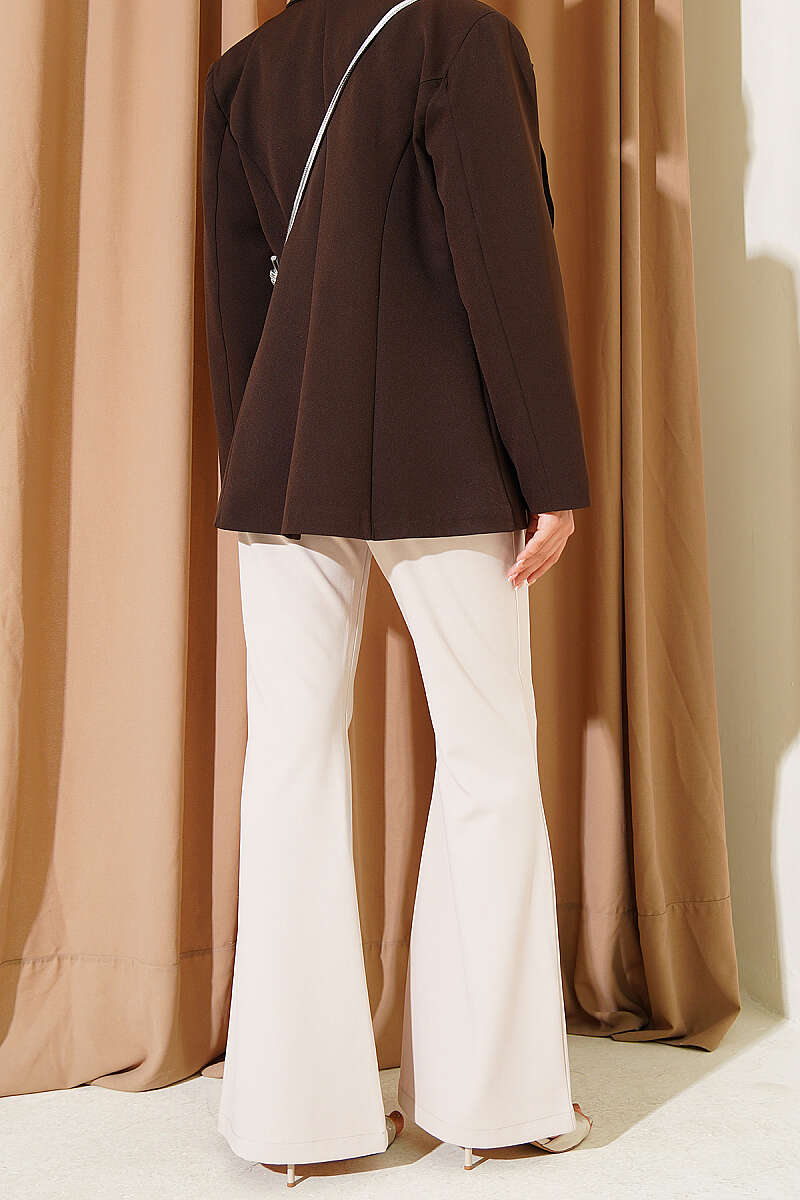 Chain Belted Flared Pants Beige - immagine 3